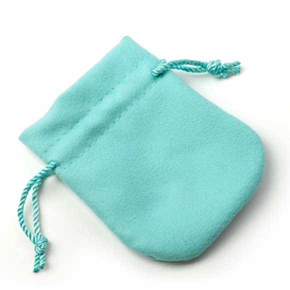 ✨Stunning Sapphire Studs✨ - Picture 3 of 4